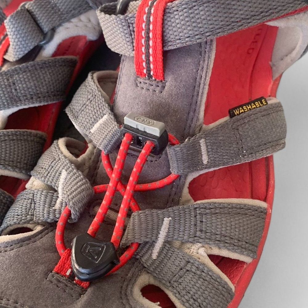KEEN *Newest Edition* Big Kids' Seacamp II CNX Size 3 Water Sandals - Picture 6 of 11